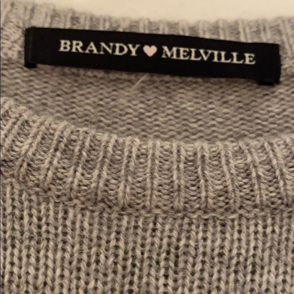 sweater - Picture 2 of 3